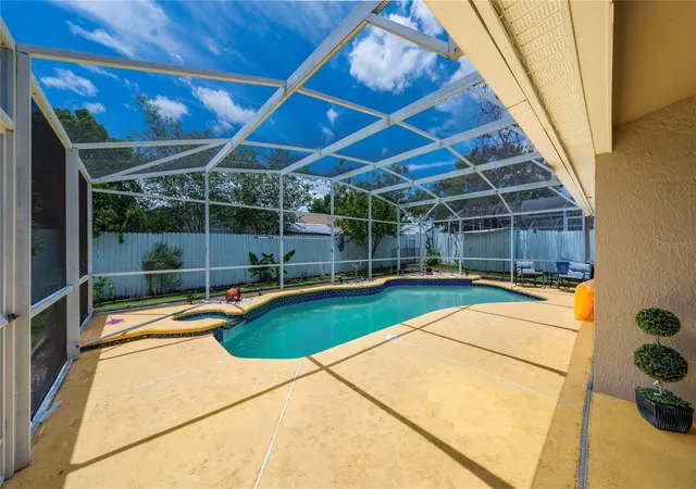 Homes for sale in Kissimmee, FL | 8810 Kensington Ct, Kissimmee, FL 34747 | MLS# S5151363