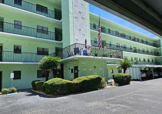 Condo for sale at 5920 80th Street N #308, Saint Petersburg, FL 33709 | MLS# TB8516172