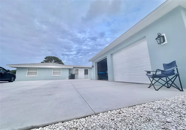 Photo 4 of Single family home for sale at 2746 53rd Street, Sarasota, FL 34234 | MLS# A4696132 | Listing updated on 2026-09-08