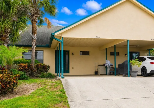 2nd image of 616 Yardarm Dr #8, Apollo Beach, FL 33572 | MLS# TB8516195