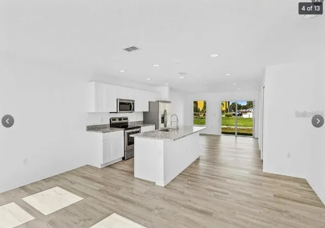 Photo 3 of Townhouse for sale at 172 Bowie Ln #E, Kissimmee, FL 34743 | MLS# O6414290 | Listing updated on 2026-06-10