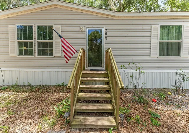Homes for sale in Melrose, FL | 23707 Ne State Road 26, Melrose, FL 32666 | MLS# GC540964