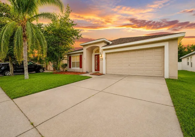 Homes for sale in Brooksville, FL | 14450 Wake Robin Dr, Brooksville, FL 34604 | MLS# TB8516228