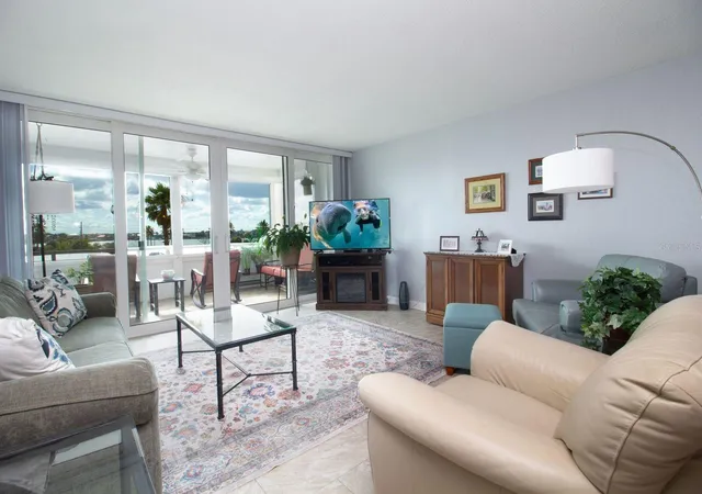4th image of 17920 Gulf Blvd #301, Redington Shores, FL 33708 | MLS# TB8516245