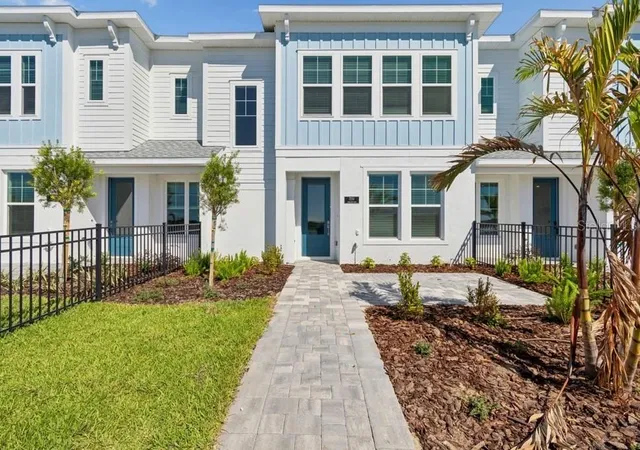 Photo 1 of Sale Pending at 7251 Tideland Ln, Sarasota, FL 34240 | MLS# TB8516249 | Listing updated on 2026-08-12