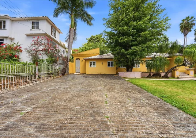 Photo 2 of Single family home for sale at 2 Calle J, Guaynabo, PR 00966 | MLS# PR9121898 | Listing updated on 2026-06-10