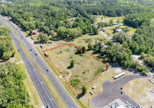 3rd image of 9627 Us Hwy 301 Hwy N, Hampton, FL 32044 | MLS# GC540966