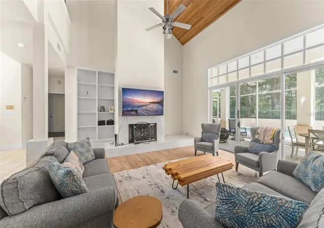 Photo 2 of Single family home for sale at 5073 Latrobe Dr, Windermere, FL 34786 | MLS# O6414325 | Listing updated on 2026-08-20