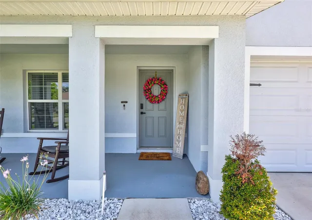 Photo 3 of Single family home for sale at 13878 Wineberry Dr, Dade City, FL 33525 | MLS# TB8516292 | Listing updated on 2026-09-23