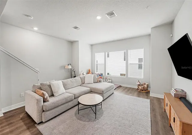 4th image of 2511 N Grady Ave #50, Tampa, FL 33607 | MLS# TB8516297