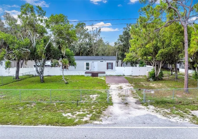 Photo 1 of Manufactured home for sale at 7194 Sealawn Dr, Spring Hill, FL 34606 | MLS# TB8516298 | Listing updated on 2026-10-01