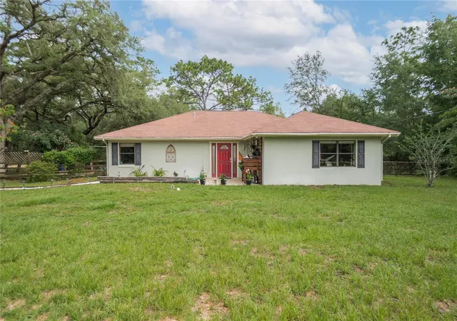 Photo 2 of Single family home for sale at 2925 W Birds Nest Dr, Beverly Hills, FL 34465 | MLS# OM726120 | Listing updated on 2026-10-06