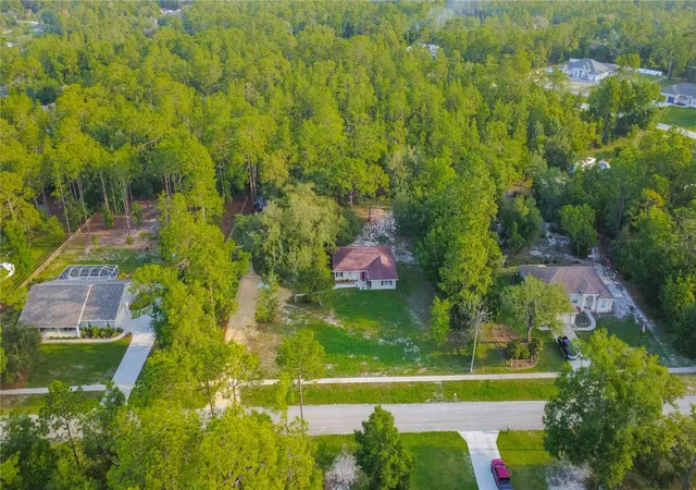 Photo 3 of Single family home for sale at 2925 W Birds Nest Dr, Beverly Hills, FL 34465 | MLS# OM726120 | Listing updated on 2026-10-06