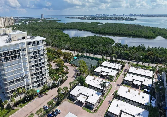 Photo 3 of Single family home for sale at 1900 Benjamin Franklin Dr #V11, Sarasota, FL 34236 | MLS# A4696174 | Listing updated on 2026-09-15