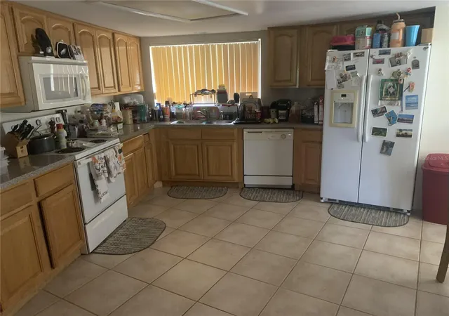 Photo 3 of Condo for sale at 1064 Lotus Pkwy #915, Altamonte Springs, FL 32714 | MLS# O6414382 | Listing updated on 2026-10-05