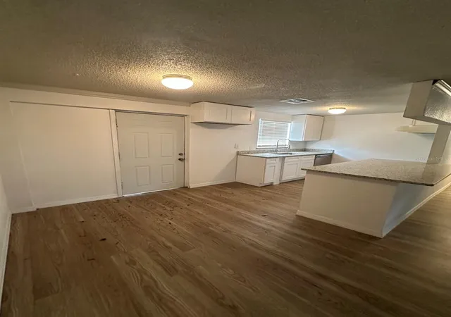Photo 4 of Single family home for sale at 2620 E 33rd Avenue, Tampa, FL 33610 | MLS# TB8516336 | Listing updated on 2026-08-07