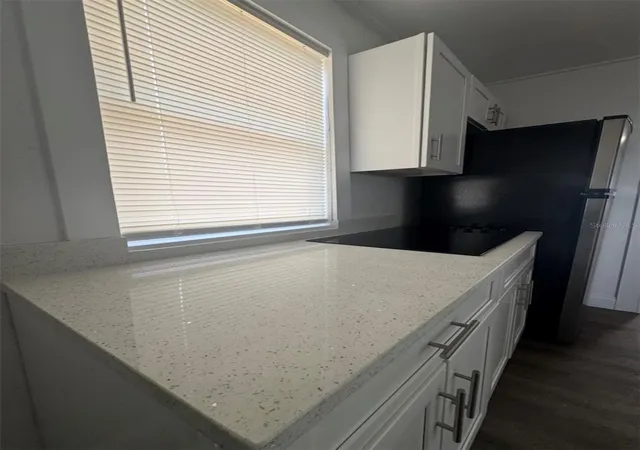 Photo 4 of Single family home for sale at 715 Jernigan Ave, Orlando, FL 32805 | MLS# S5151386 | Listing updated on 2026-08-29