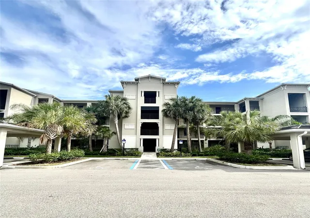 Homes for sale in Bradenton, FL | 17724 Gawthrop Dr #308, Bradenton, FL 34211 | MLS# A4696190