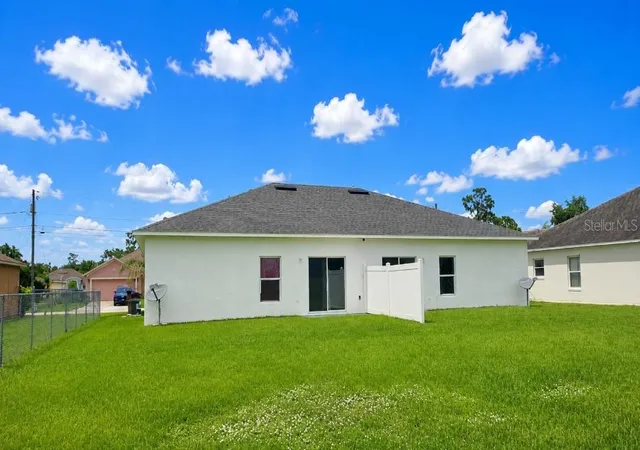 Listing Photo 5 - Condo for sale in building located at 828 Abbeville Ct, KISSIMMEE, FL 34759