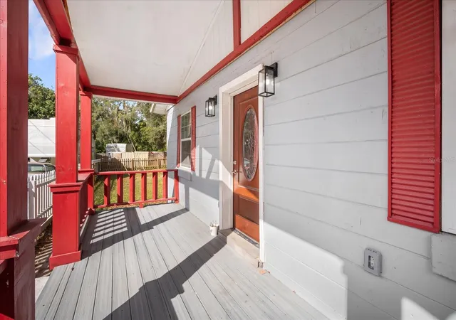 Homes for sale in Dade City, FL | 15229 Myrtle St, Dade City, FL 33523 | MLS# TB8516351