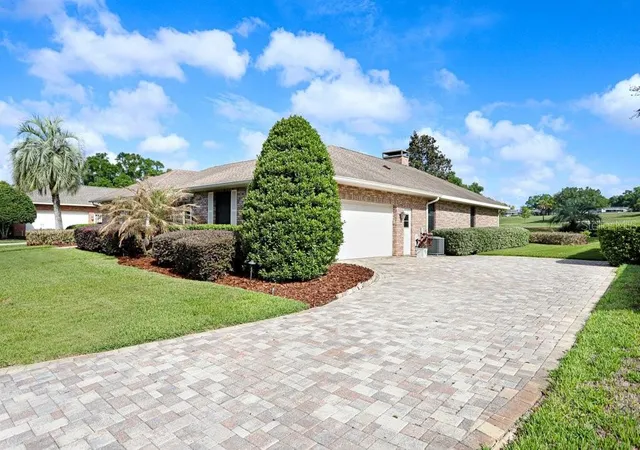 4th image of 2809 Fairway View Dr, Valrico, FL 33596 | MLS# TB8516354