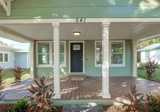 Photo 2 of Single family home for sale at 541 W Park St, Lakeland, FL 33803 | MLS# L4962518 | Listing updated on 2026-10-28