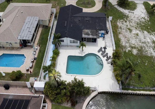 52nd image of 12125 6th St E, Treasure Island, FL 33706 | MLS# TB8516367