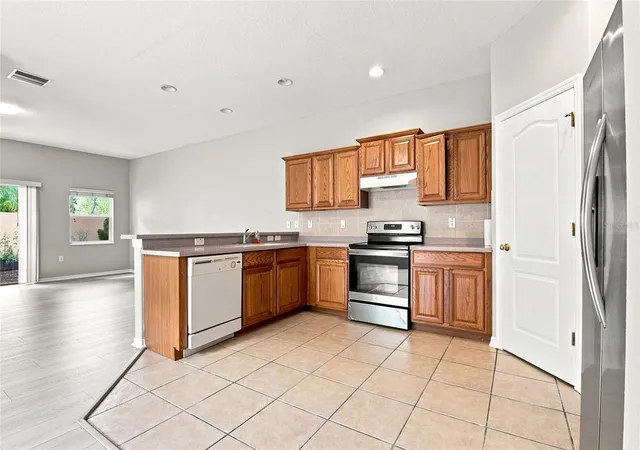 Homes for sale in Tampa, FL | 1138 Andrew Aviles Cir, Tampa, FL 33619 | MLS# TB8516382