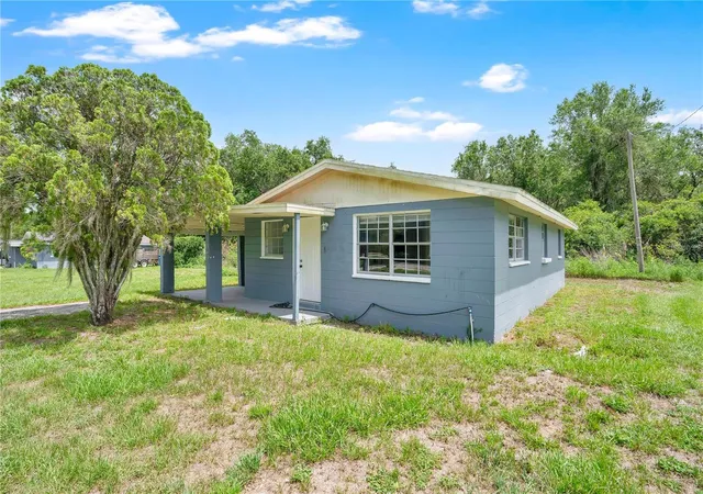 Homes for sale in Mulberry, FL | 255 Hooker St, Mulberry, FL 33860 | MLS# TB8516386