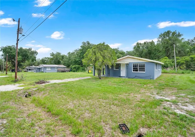 Homes for sale in Mulberry, FL | 255 Hooker St, Mulberry, FL 33860 | MLS# TB8516386