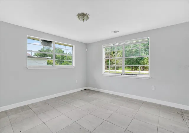 Homes for sale in Mulberry, FL | 255 Hooker St, Mulberry, FL 33860 | MLS# TB8516386