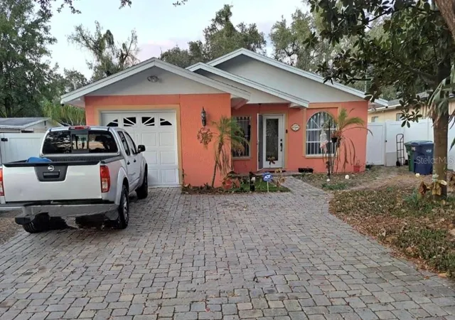 Photo 1 of Single family home for sale at 1405 W Rambla St, Tampa, FL 33612 | MLS# S5151396 | Listing updated on 2026-06-08