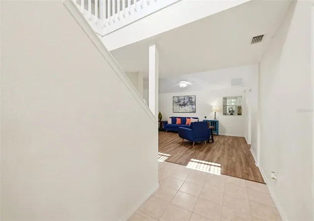 3rd image of 5351 Aurora Dr, Leesburg, FL 34748 | MLS# O6414429