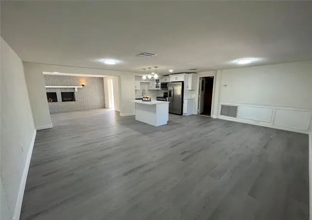 3rd image of 3314 Columbus Dr, Holiday, FL 34691 | MLS# O6414432