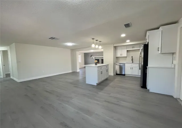 5th image of 3314 Columbus Dr, Holiday, FL 34691 | MLS# O6414432