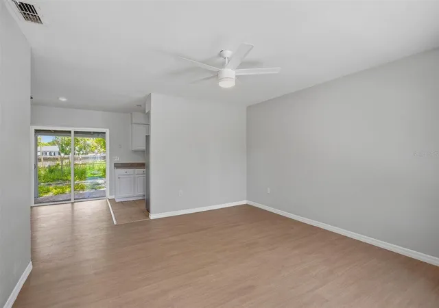 2nd image of 322 Little Rock Ct, Ocoee, FL 34761 | MLS# O6414434