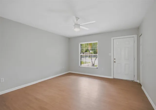 3rd image of 322 Little Rock Ct, Ocoee, FL 34761 | MLS# O6414434