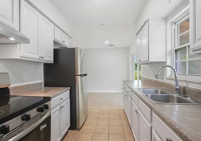 4th image of 322 Little Rock Ct, Ocoee, FL 34761 | MLS# O6414434