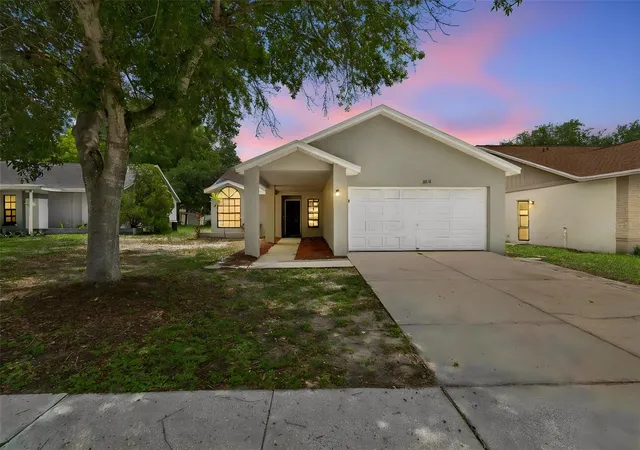 Homes for sale in Riverview, FL | 11318 Blackbark Dr, Riverview, FL 33579 | MLS# TB8516407