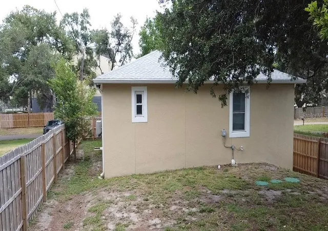 3rd image of 3225 Laurel Ave, Clearwater, FL 33762 | MLS# TB8516408