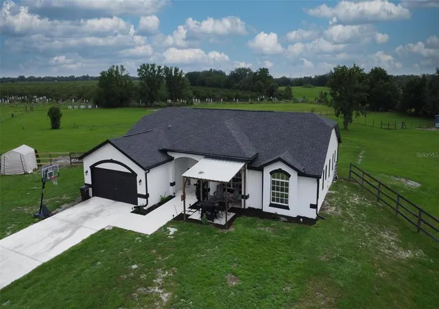 2nd image of 3442 Ne Appaloosa St, Arcadia, FL 34266 | MLS# A4696201