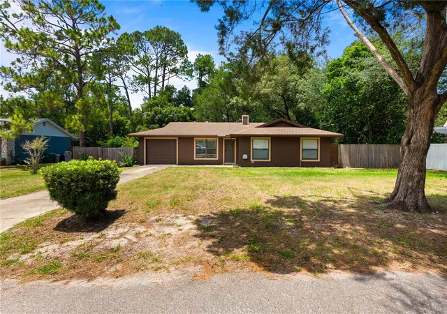 1st image of 214 E Floyd Ave, Lake Mary, FL 32746 | MLS# G5113393