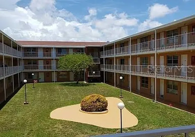 4th image of 3881 W Flagler St #102, Miami, FL 33134 | MLS# OM726148