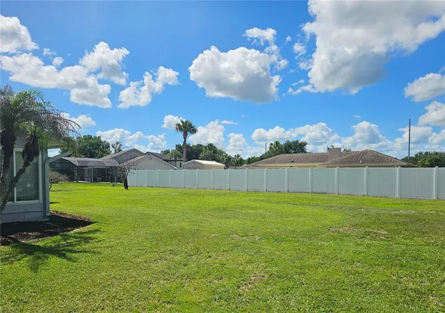 Photo 3 of Single family home for sale at 1850 Chaucer Way, Kissimmee, FL 34744 | MLS# S5151405 | Listing updated on 2026-07-10