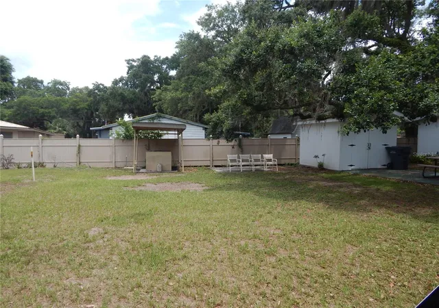 2nd image of 21 Anchor Inn Rd, Lake Wales, FL 33898 | MLS# K4903550