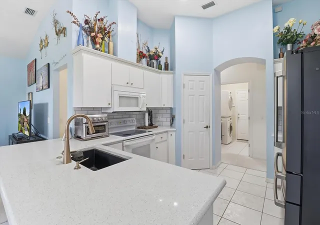 3rd image of 168 W Romany Loop, Beverly Hills, FL 34465 | MLS# TB8516445