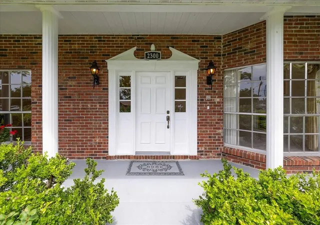 2nd image of 2300 Se 38th Ct, Ocala, FL 34471 | MLS# OM726151