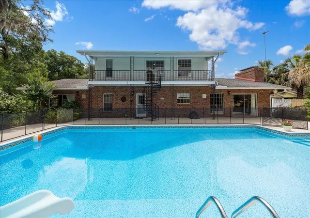 4th image of 2300 Se 38Th Ct, Ocala, FL 34471 | MLS# OM726151
