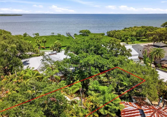 Photo 2 of Land for sale at Lot E 14 Marshall St, Safety Harbor, FL 34695 | MLS# TB8516461 | Listing updated on 2026-09-04