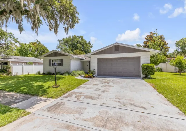 2nd image of 3655 Dame St, Port Orange, FL 32129 | MLS# V4949506